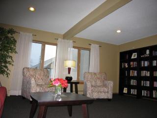 2000 7th St, Saint Paul MN  55116-3249 exterior