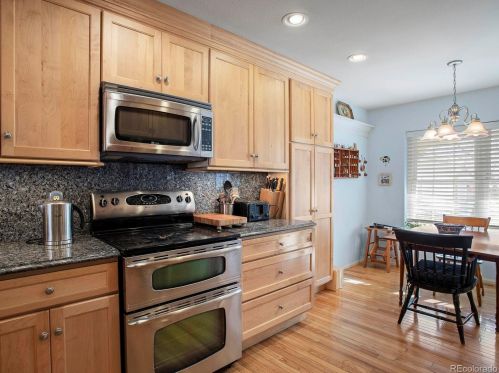 6439 Hinsdale Ave, Englewood CO 80112-1905 exterior