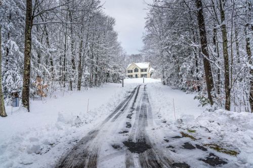 66 Pulpit Rock Rd, Chester, NH 03036-4234