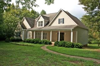 135 Sterling Ln, Stephens, GA 30667-1513