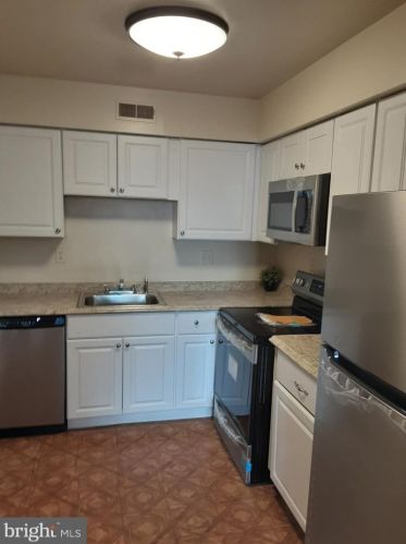 13751 Avonshire Dr, Silver Spring MD 20904-6707 exterior