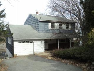21 Shepherd Dr, Midvale, NJ 07465-1061
