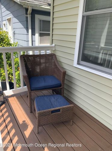 508 Emory St, Tinton Falls NJ  07712-6927 exterior