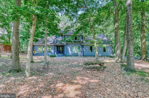 4990 Spring Creek Rd, Harrisburg, PA 17111-3642
