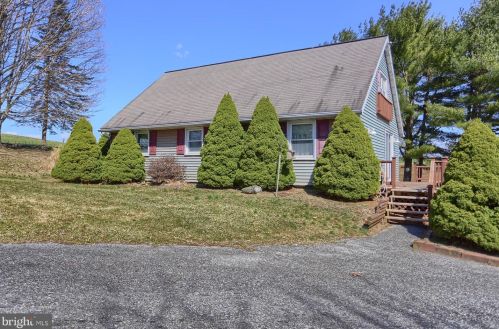 130 Dry Hollow Rd, New Schaefferstown, PA 19506-8412