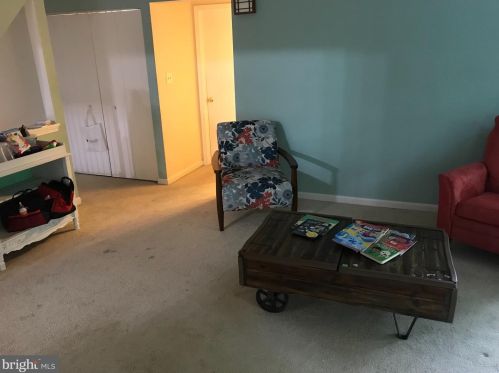 340 Woodland Green Ct, Aberdeen MD  21001-2946 exterior