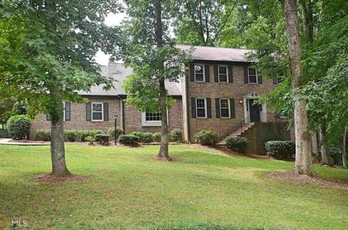 2641 Country Club Dr, Conyers, GA 30013-4912
