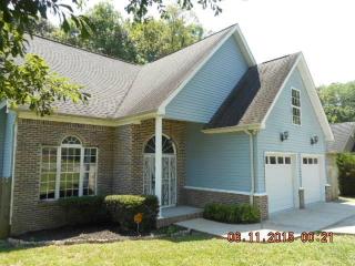 2240 Tunnel Blvd, Chattanooga, TN 37406-2632