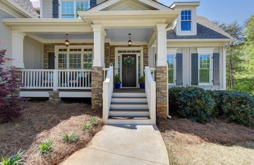 267 Chestnut Oak Ln, Dawsonville, GA 30534-8964