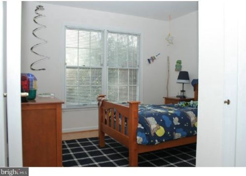 23 Wilkinson Way, Princeton NJ  08540-7362 exterior