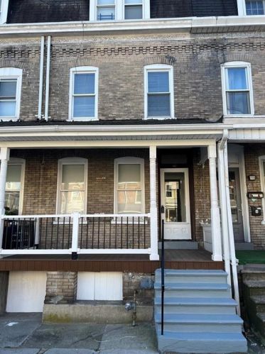 718 Washington St, Allentown, PA 18102-1534