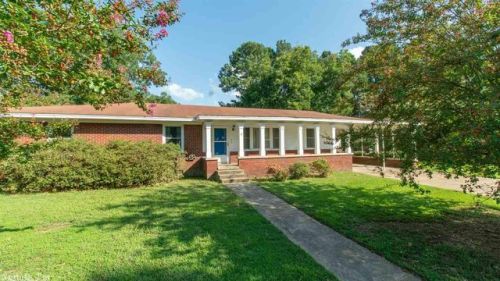 9 Cloverdale Blvd, Searcy, AR 72143-5944