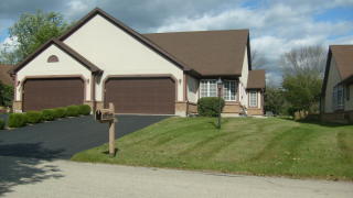 30464 Pebble Beach Cir, Genoa, IL 60135-7402