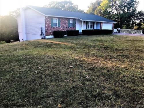 1567 Scenic Dr, Festus, MO 63028-1179