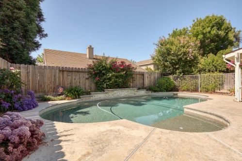 2620 Medinah Ct, Modesto, CA 95355-9666