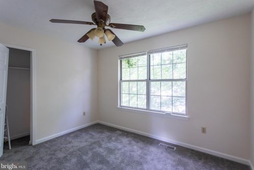 1178 Holly Ave, Shady Side MD 20764-9550 exterior