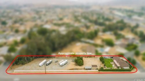4587 Prairie View Dr, Riverside, CA 92509-7136