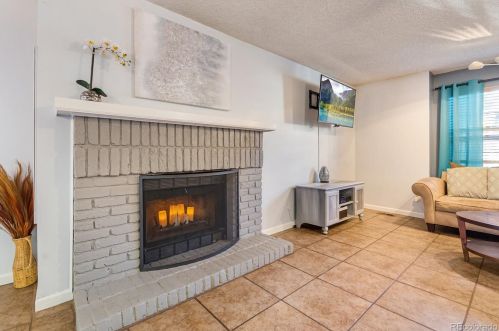 1864 Quintero Way, Aurora CO 80013-3229 exterior