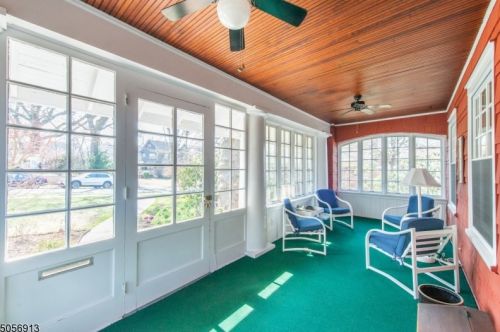 32 Brookfield Ave, Nutley, NJ 07110-1802