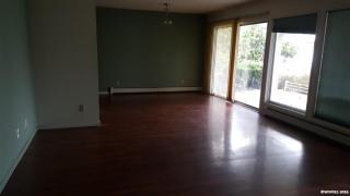 679 Hayter St, Dallas, OR 97338-1810