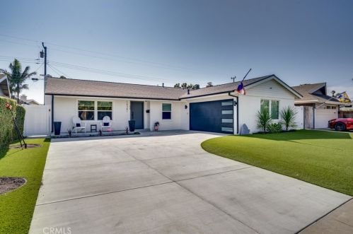 16381 Fairway Ln, Huntington Beach, CA 92649-2721