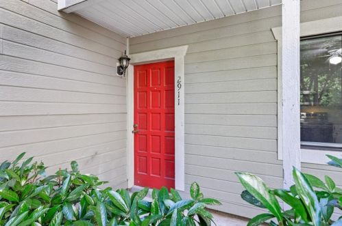 2911 Ironwood Rd, Marietta, GA 30067-6035
