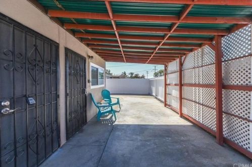 1060 220th St, Torrance CA  90502-2204 exterior