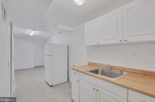 12002 Cook Ct, Silver Spring MD 20902-2112 exterior