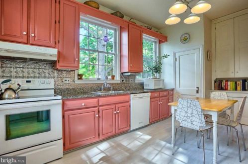 263 Walnut St, Carlisle PA  17013-3735 exterior