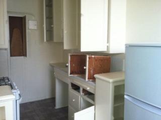 2975 Leeward Ave, Los Angeles CA  90005-1172 exterior