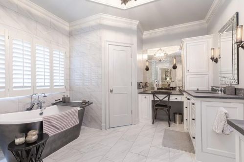 2120 Fernleaf Park Dr, Atlanta GA  30318-1413 exterior