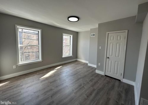 1512 4 St, Philadelphia PA 19147-6531 exterior