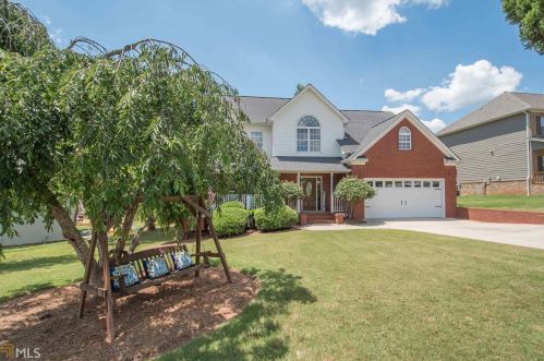 104 River Birch Dr, Carrollton, GA 30116-1859