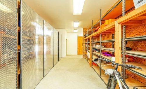 14082 Crystal View Ter, Riverside CA  92508-8705 exterior