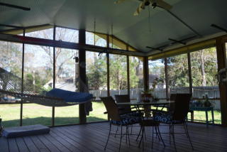 1128 Oceanview Rd, Charleston, SC 29412-9429