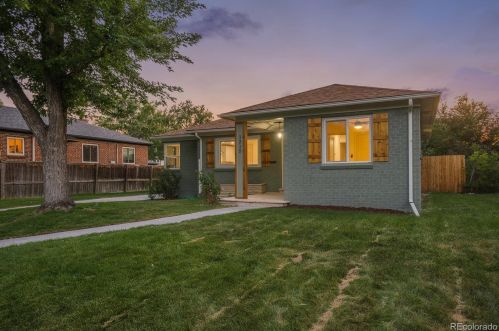 1215 Newport St, Denver CO  80220-2910 exterior