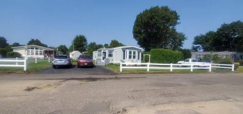 3 Milton Ln, Coventry, RI 02816-4008