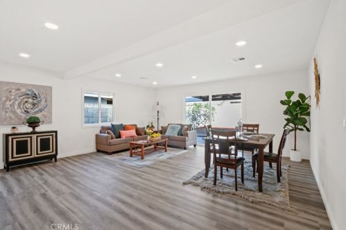 2913 Raymar St, Santa Ana CA  92704-1546 exterior