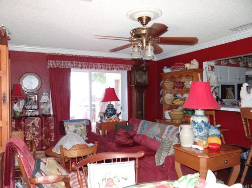 1528 Rosehill Dr, Riverside CA  92507-0614 exterior