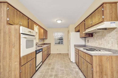 10465 Deerfield Rd, Cincinnati OH  45242-1419 exterior