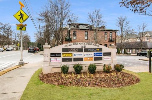2158 Havenwood Trl, Atlanta GA  30319-4018 exterior