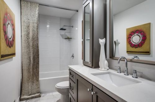 10425 Clary Dr, Dallas TX  75218-1110 exterior