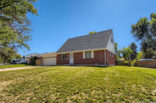 11642 Virginia Dr, Aurora, CO 80012-2254