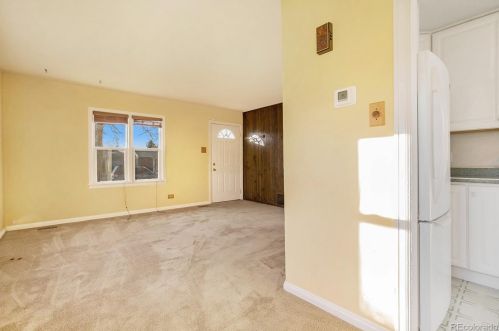 1920 Knox Ct, Denver, CO 80219-5358