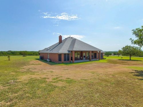 1300 Goforth Rd, Fort Worth TX  76126-5531 exterior