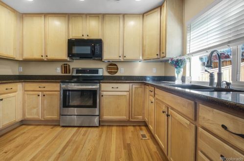 5054 Gold Bug Way, Aurora CO 80016-4264 exterior