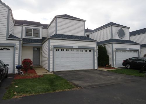 1725 Waters Edge Dr, Minooka, IL 60447-8207