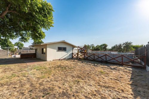 2360 Washington St, Lemon Grove, CA 91945-3838