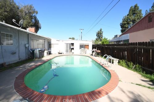1365 Mulberry St, Riverside, CA 92501-1935