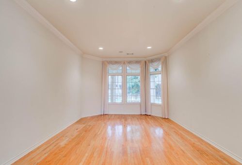 8301 Thorndyke Dr, Fort Worth TX  76182-8632 exterior